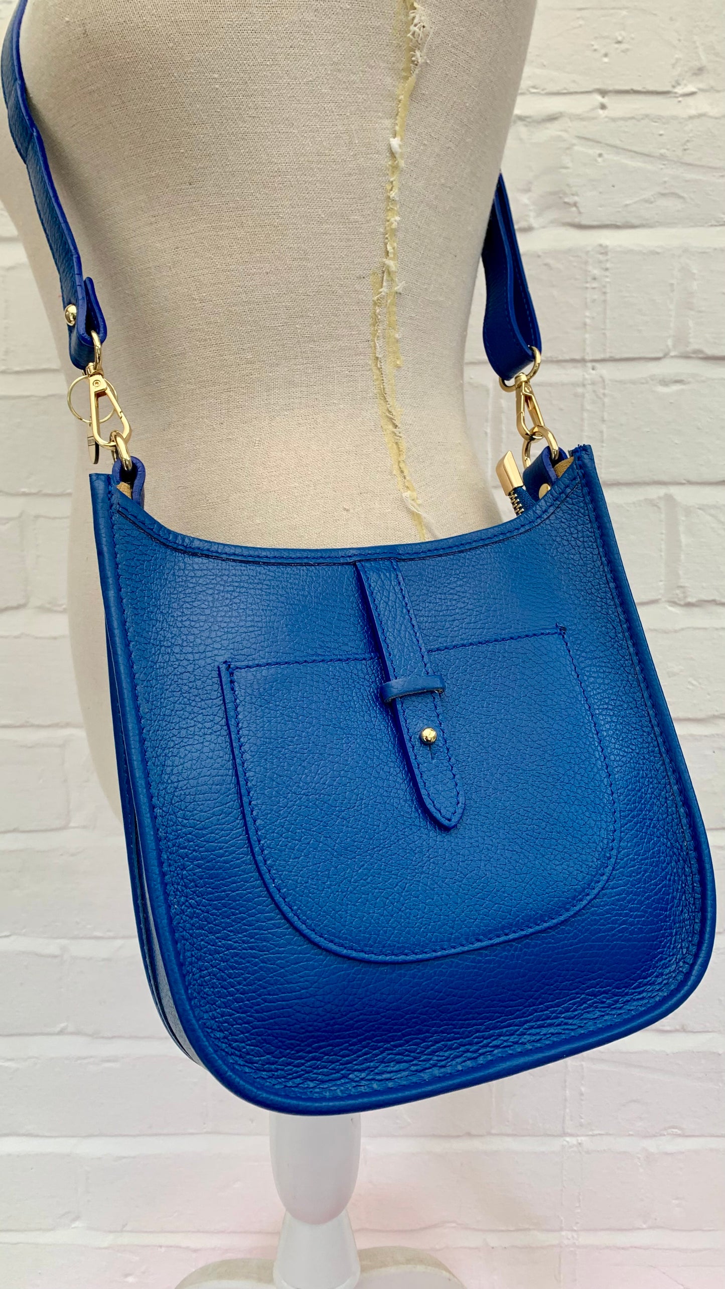 Sac bandoulière en cuir bleu royal - Meka