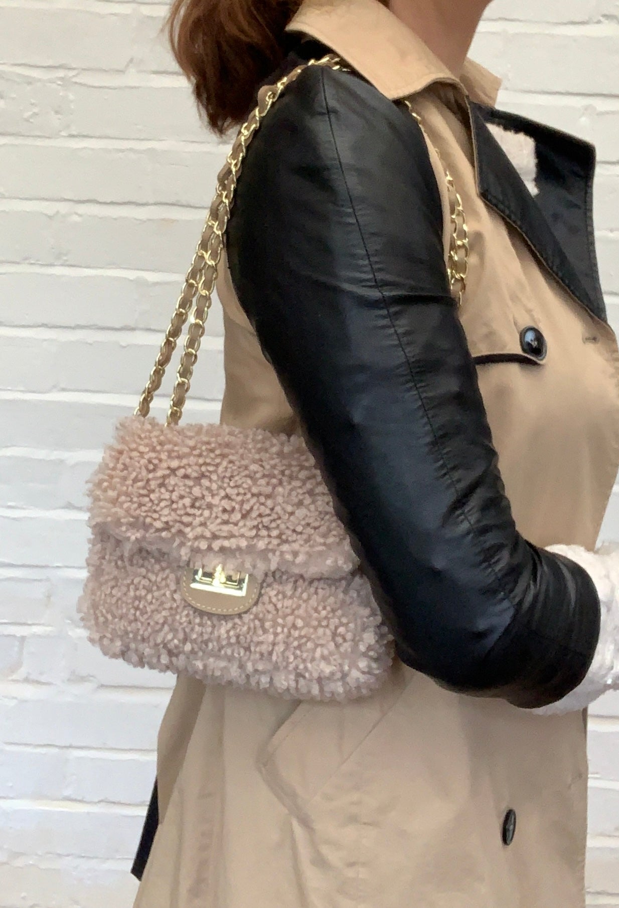 Faux Shearling And Leather Bag With Chain Handle - Willow