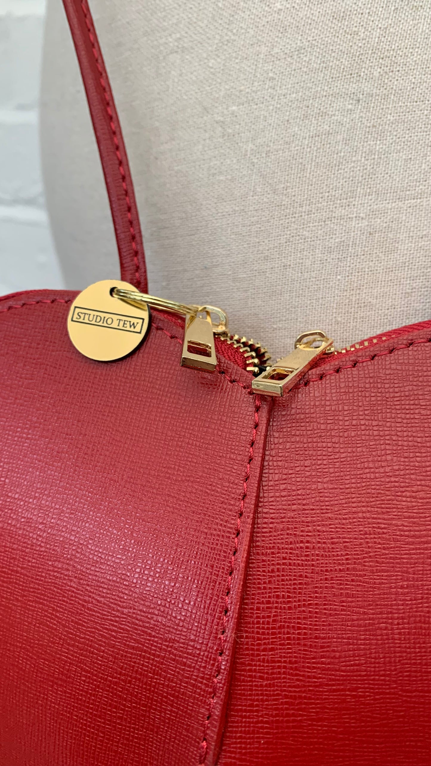 Red Love Heart Leather Bag - Amour