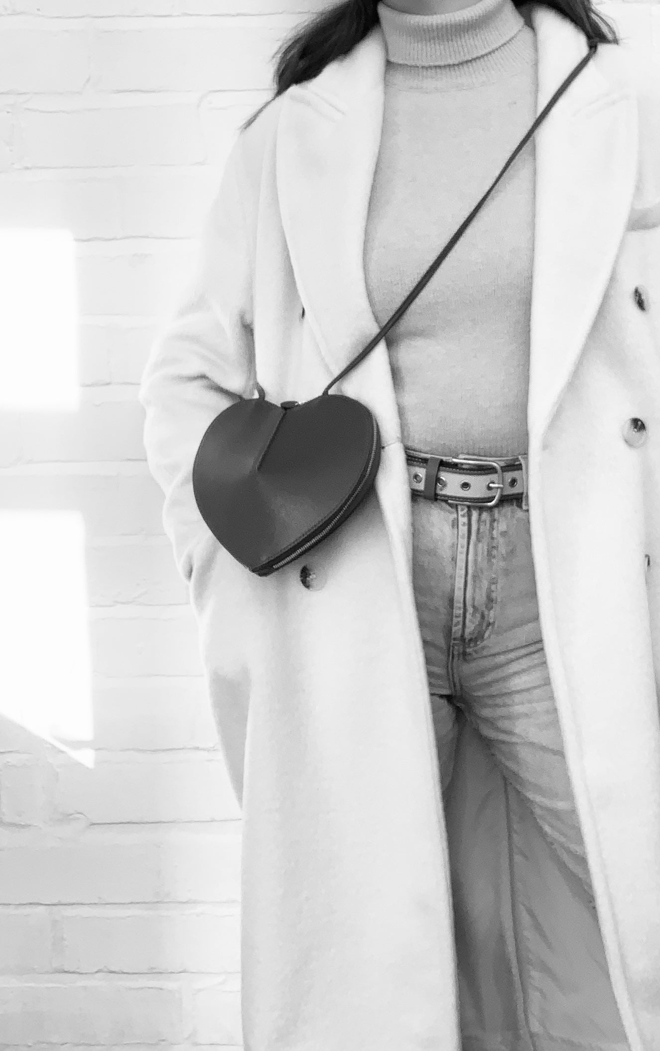 Black Love Heart Leather Bag - Amour