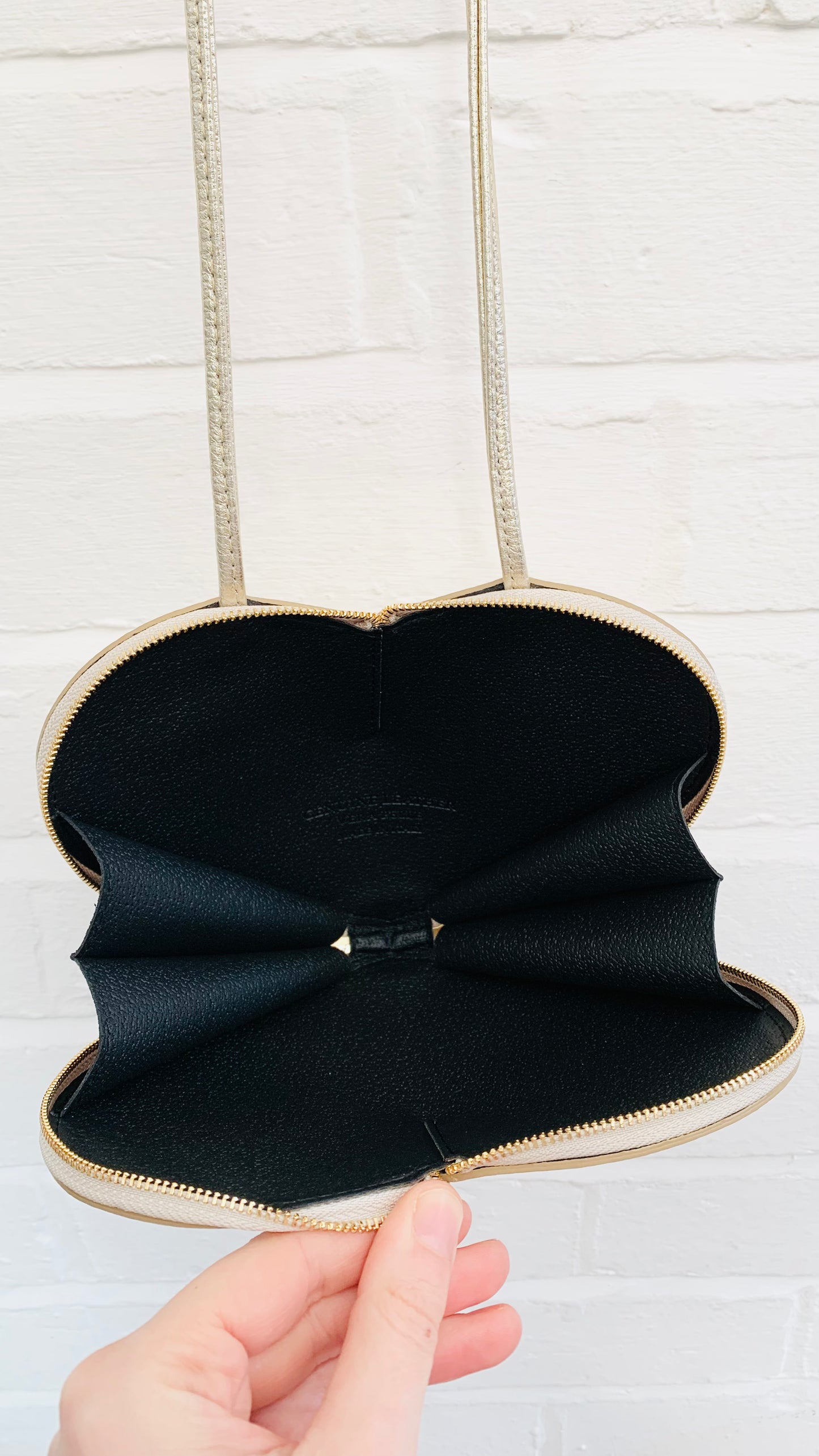 Gold Love Heart Leather Bag - Amour