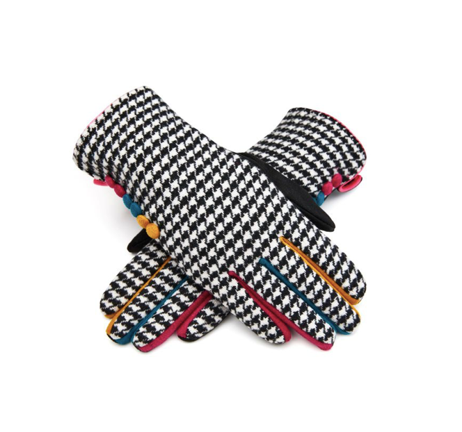 Dogtooth Gloves