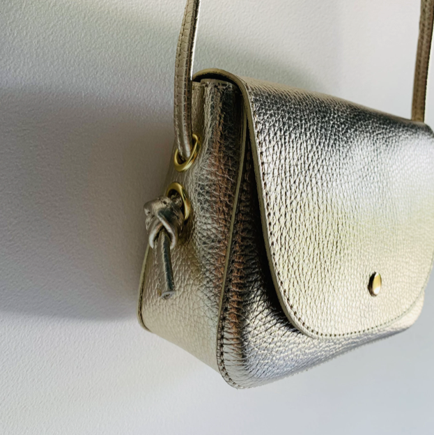 Small Gold Bag With Knot Detail - Isla