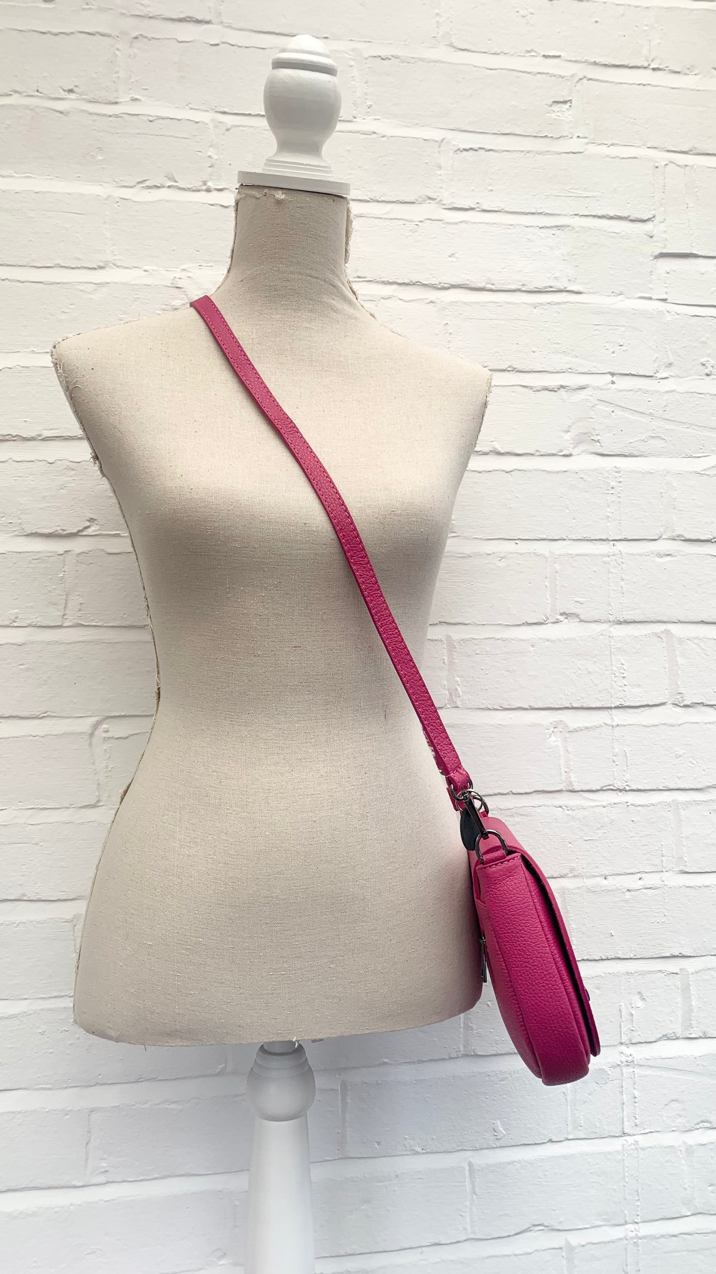 Sac cartable en cuir fuchsia