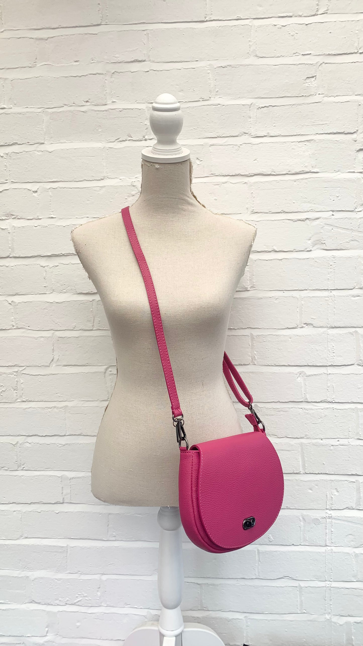 Sac cartable en cuir fuchsia