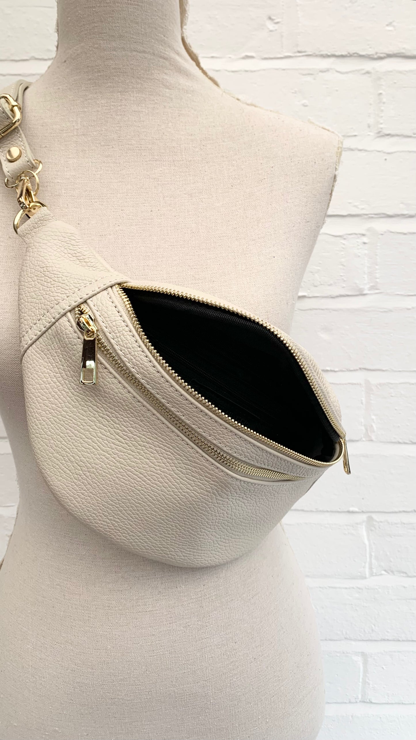 Beige Leather Bag - Cecilia