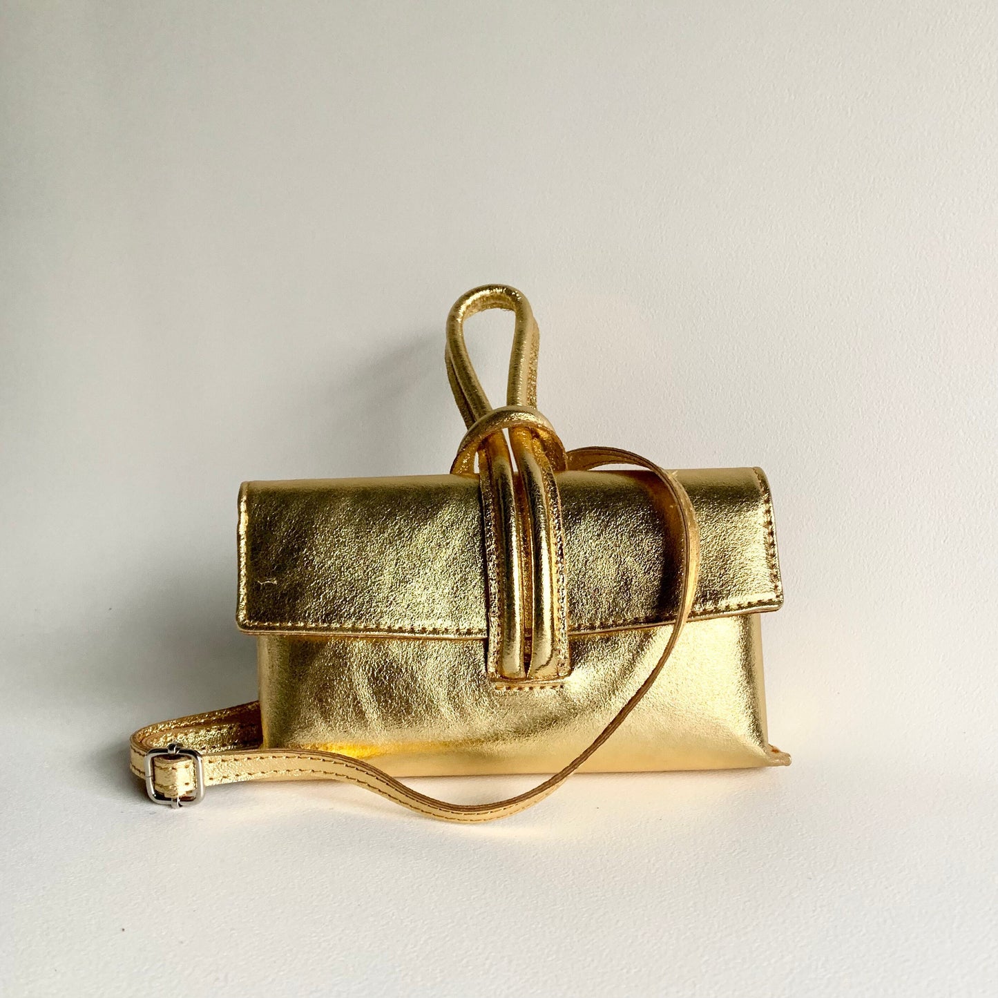 Gold Leather Loop Handle Bag - Claris