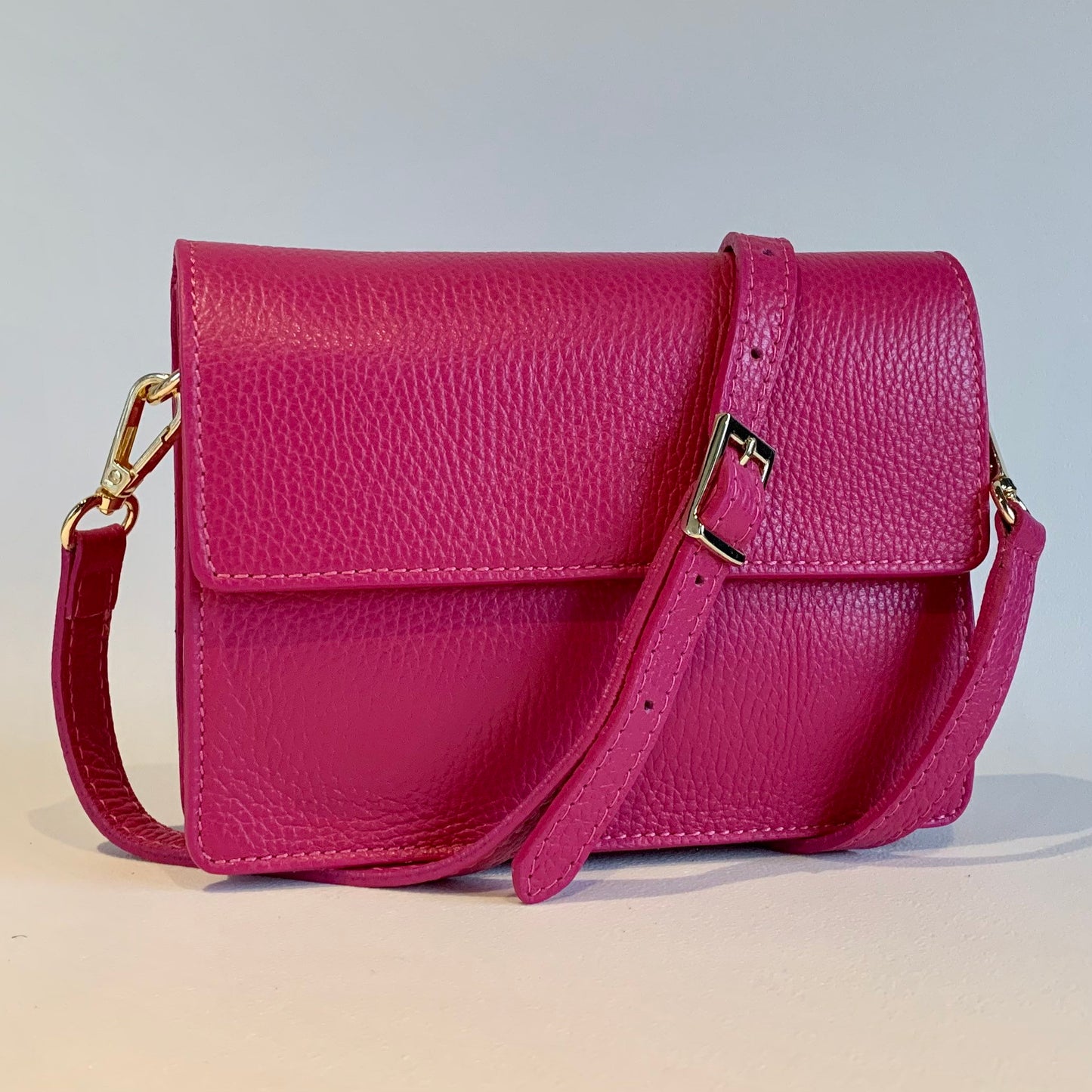 Fuchsia Leather Minimalistic Bag - Zoe