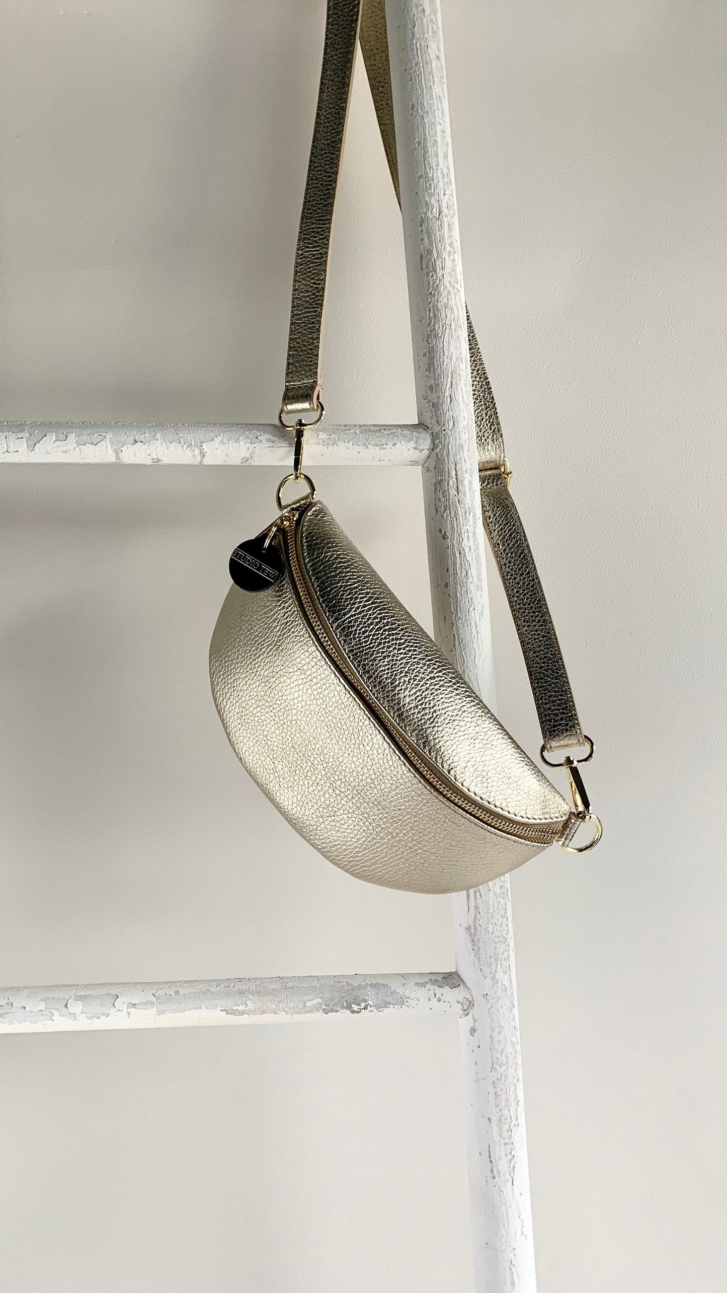 Silber &amp; Gold Leder Body Bag, Gold Fanny Pack Bum Bag, Close to Body Bag, Kleine Gold Ledertasche, Festival Tasche, Damen Leder Bum Bag