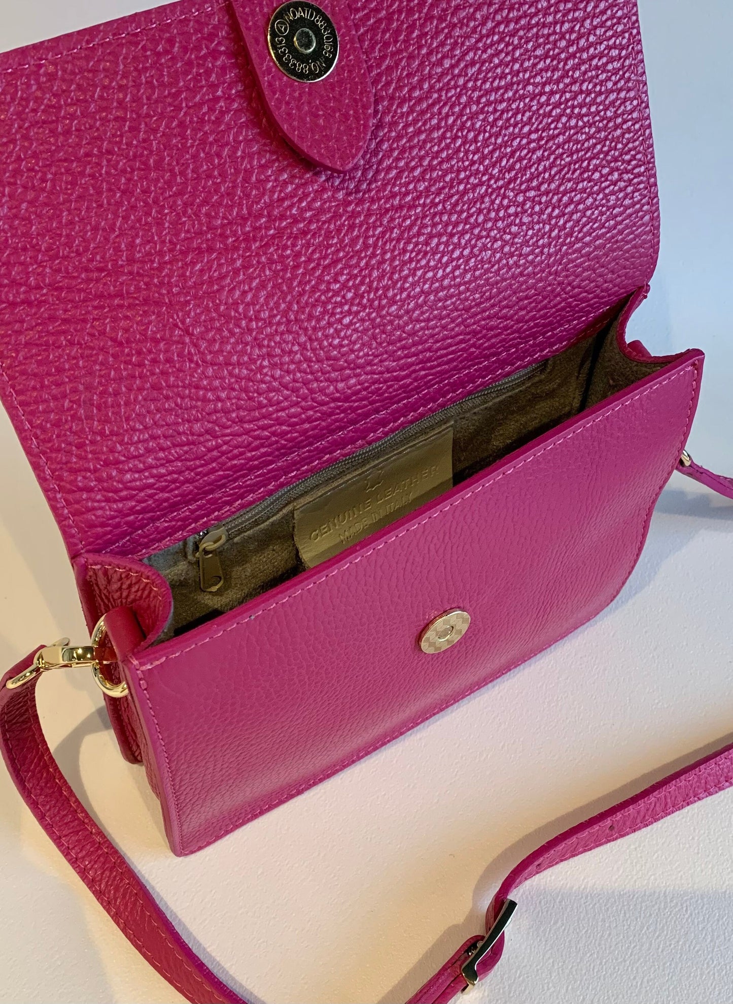 Fuchsia Leather Minimalistic Bag - Zoe