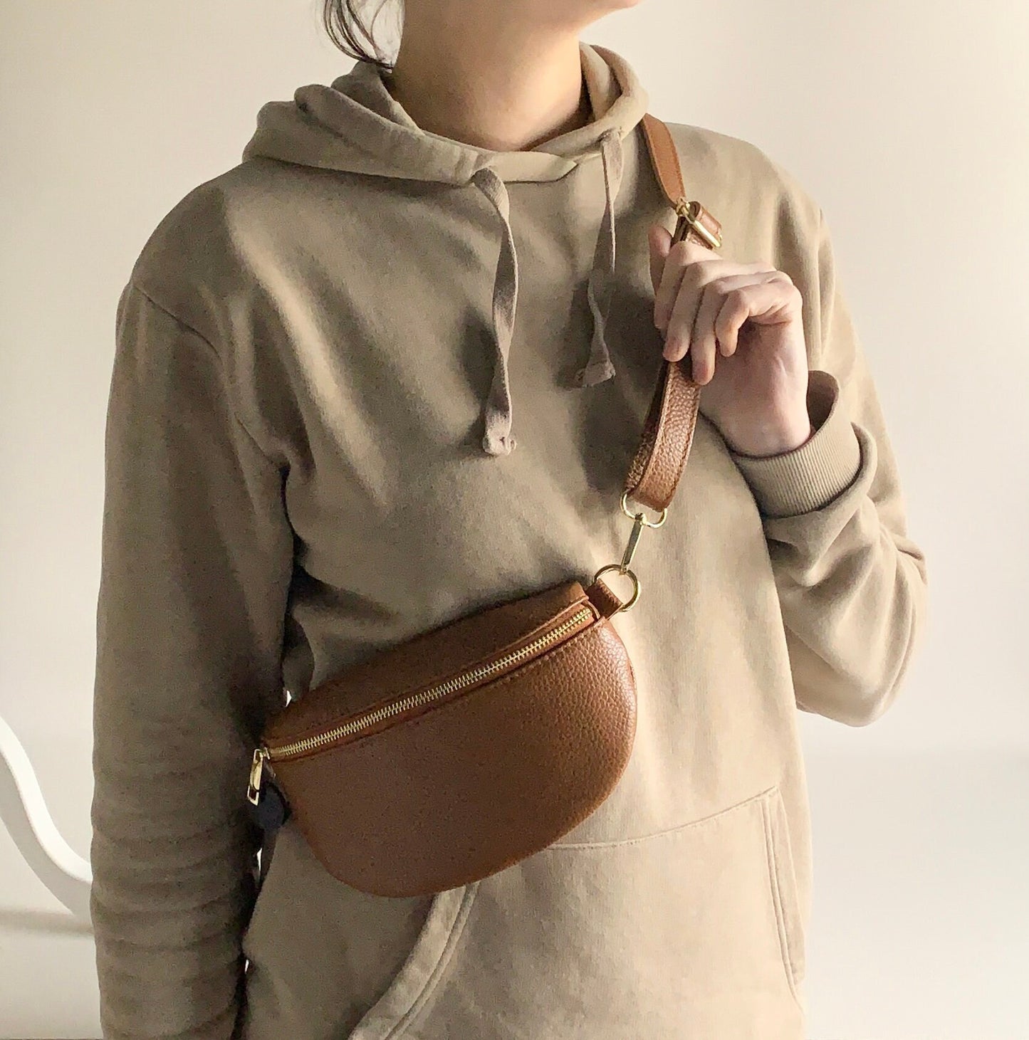 Dark Tan Leather Bum Bag - Aurora