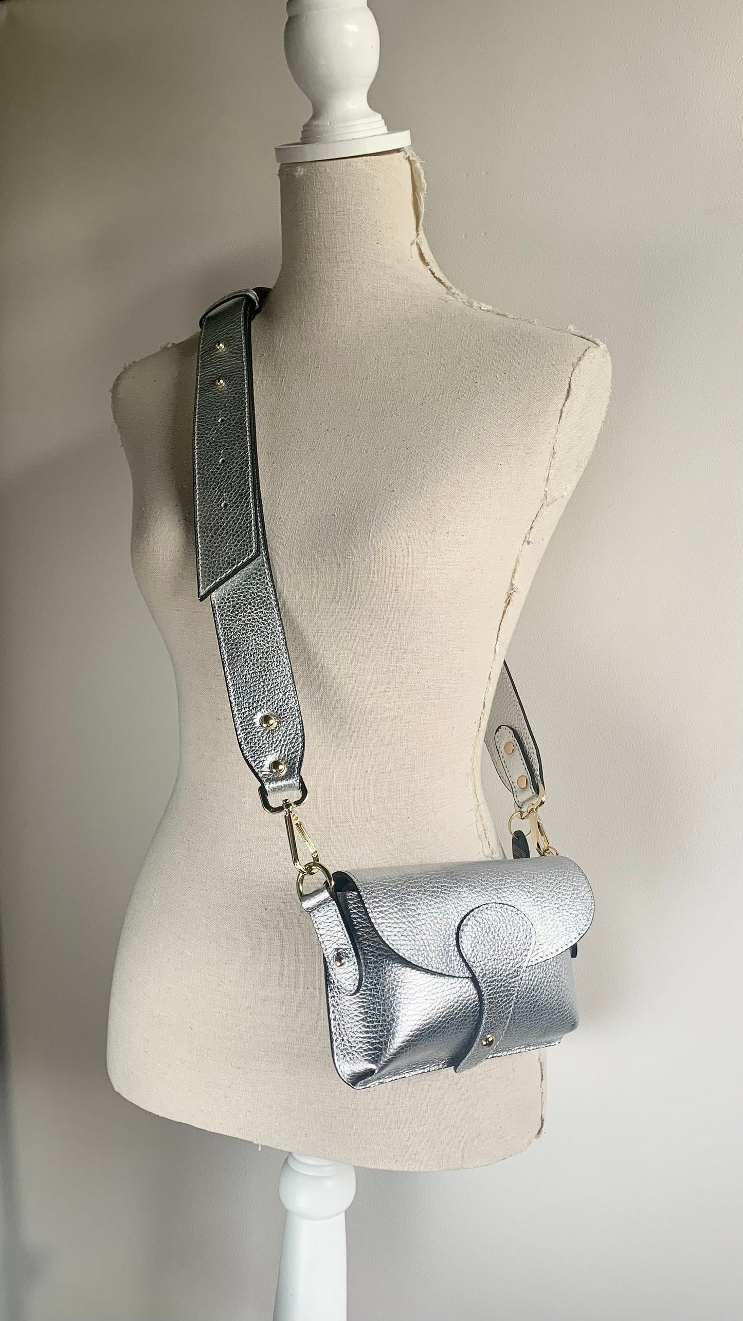 Silver Leather Compact Crossbody Bag - Vogue